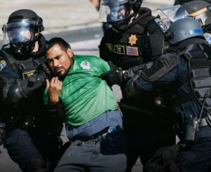 Capable Supreme court by 6-3 majority allows to resume ICE patrols