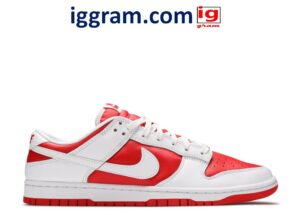 red dunks shoe